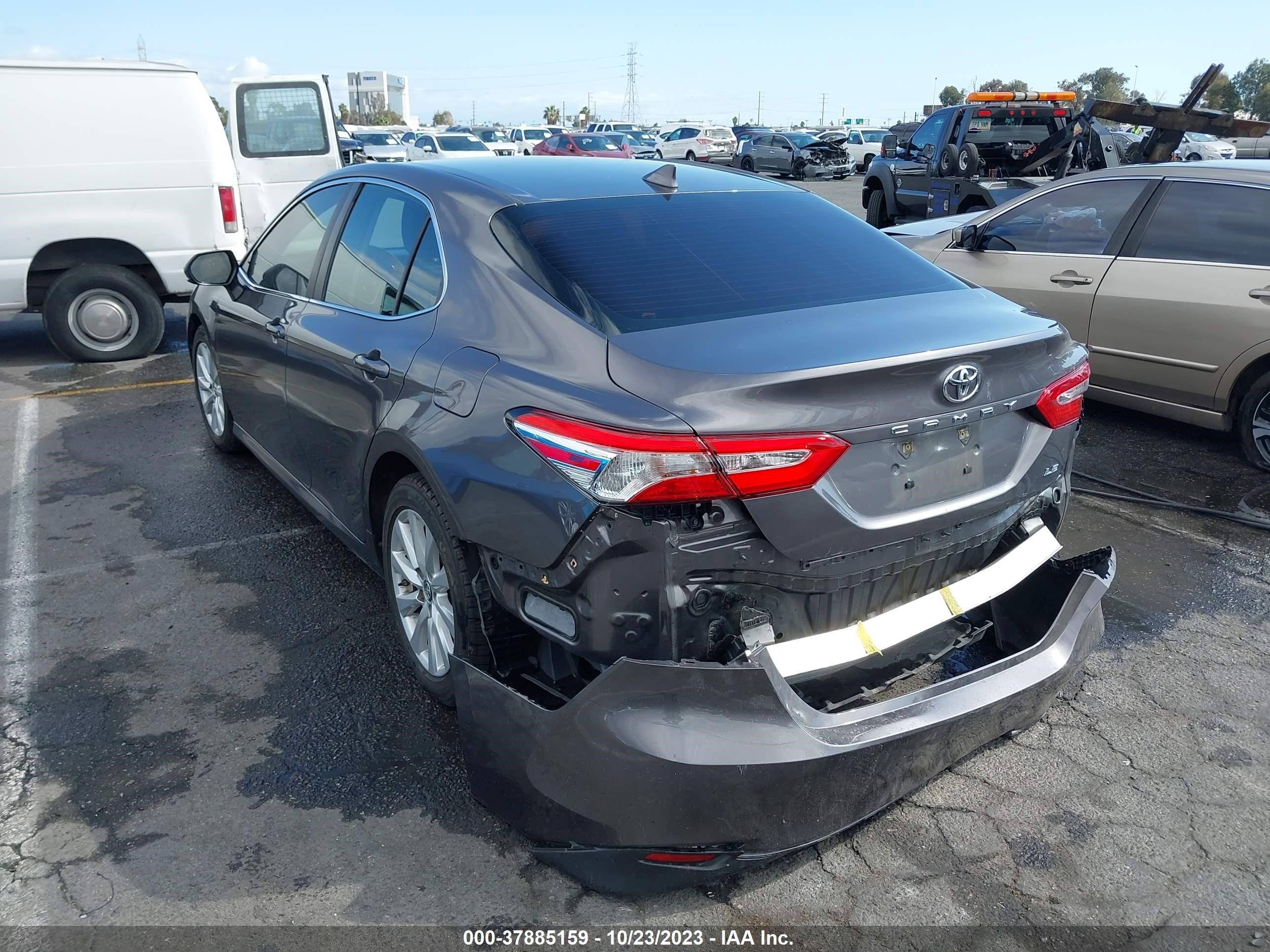 Photo 2 VIN: 4T1B11HK9KU166588 - TOYOTA CAMRY 