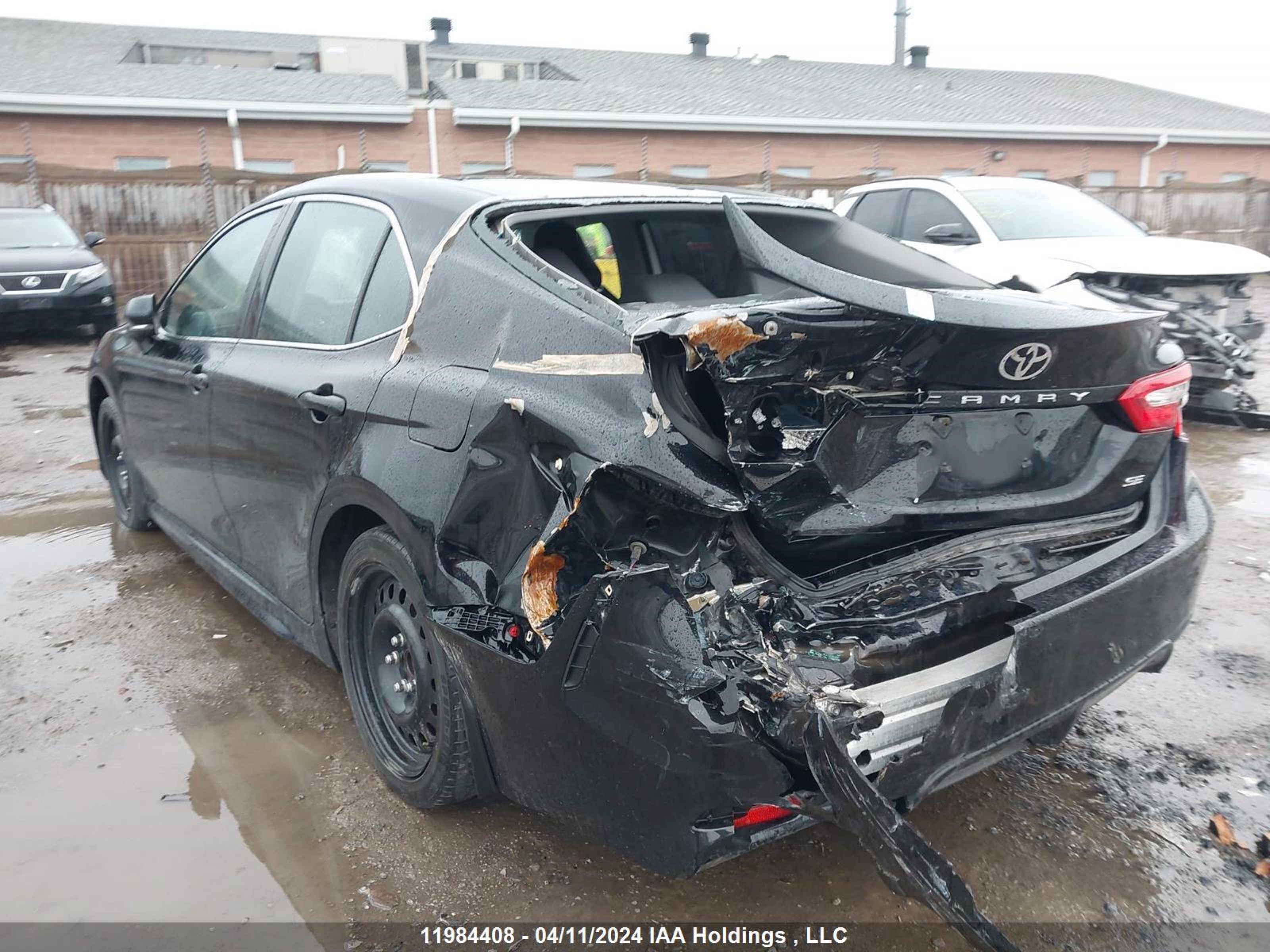 Photo 2 VIN: 4T1B11HK9KU229611 - TOYOTA CAMRY 