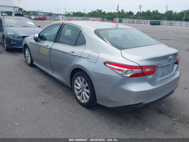 Photo 2 VIN: 4T1B11HK9KU685835 - TOYOTA CAMRY 