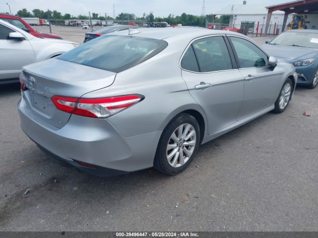 Photo 3 VIN: 4T1B11HK9KU685835 - TOYOTA CAMRY 