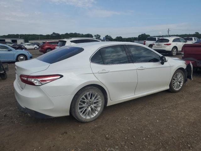 Photo 2 VIN: 4T1B11HK9KU731728 - TOYOTA CAMRY L 