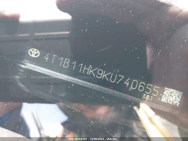 Photo 8 VIN: 4T1B11HK9KU740655 - TOYOTA CAMRY 