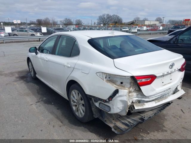 Photo 2 VIN: 4T1B11HK9KU785496 - TOYOTA CAMRY 