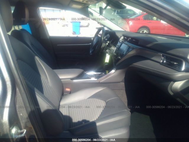 Photo 4 VIN: 4T1B11HK9KU817220 - TOYOTA CAMRY 