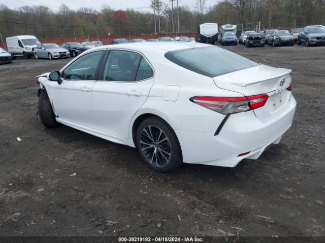 Photo 2 VIN: 4T1B11HK9KU839444 - TOYOTA CAMRY 