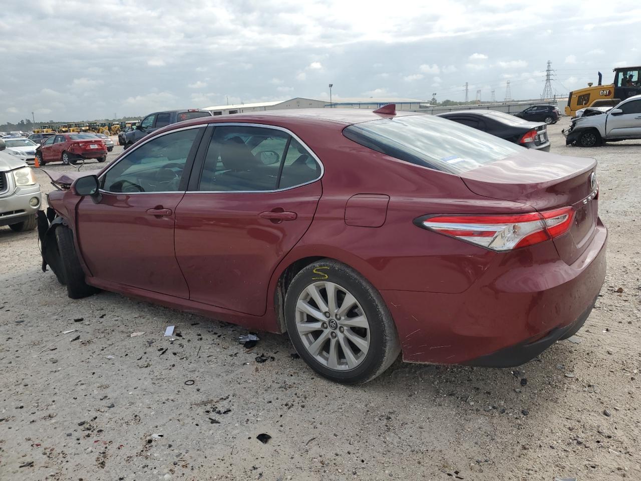 Photo 1 VIN: 4T1B11HK9KU841114 - TOYOTA CAMRY 