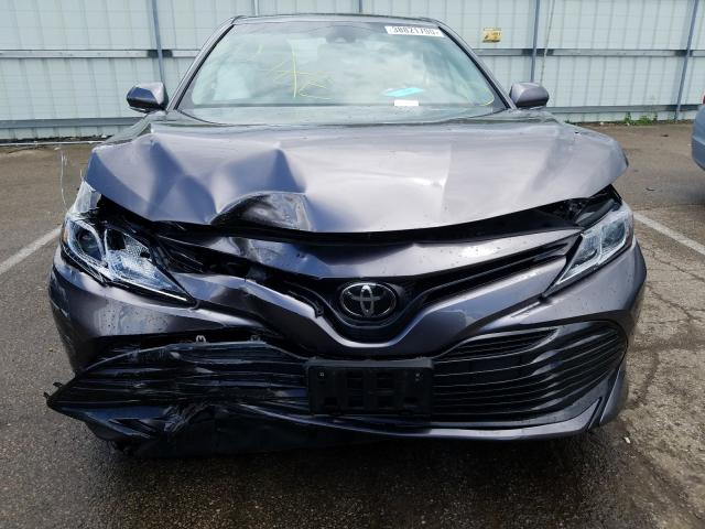 Photo 8 VIN: 4T1B11HKXJU005892 - TOYOTA CAMRY L 