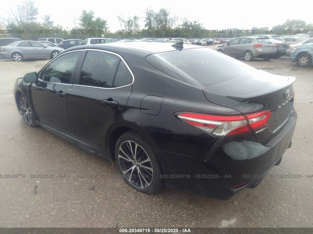 Photo 2 VIN: 4T1B11HKXJU020683 - TOYOTA CAMRY 