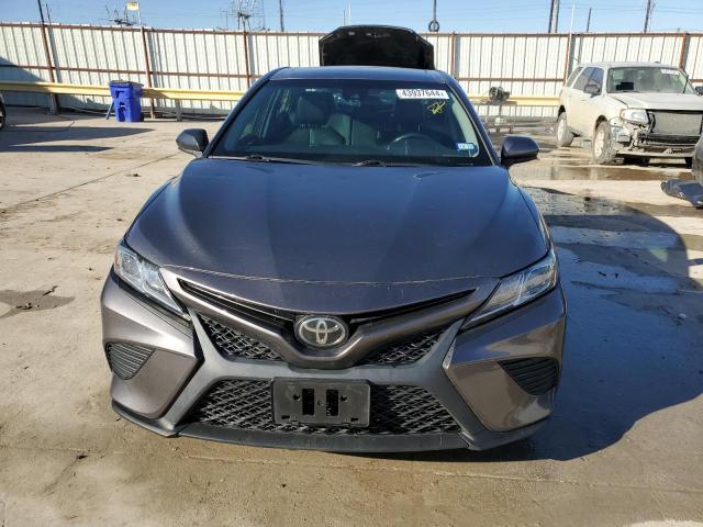 Photo 4 VIN: 4T1B11HKXJU028198 - TOYOTA CAMRY 