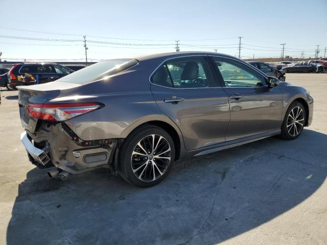 Photo 2 VIN: 4T1B11HKXJU038133 - TOYOTA CAMRY L 