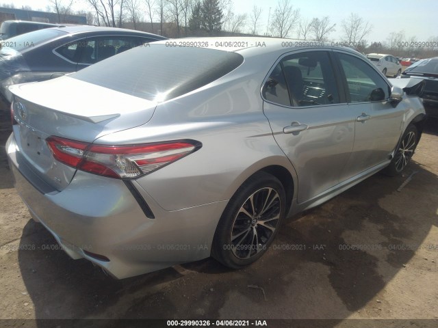 Photo 3 VIN: 4T1B11HKXJU039198 - TOYOTA CAMRY 