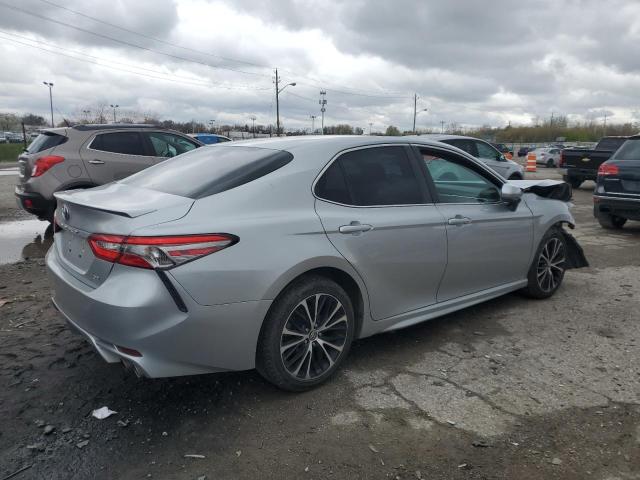 Photo 2 VIN: 4T1B11HKXJU048080 - TOYOTA CAMRY 