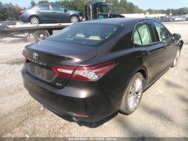 Photo 3 VIN: 4T1B11HKXJU054333 - TOYOTA CAMRY 