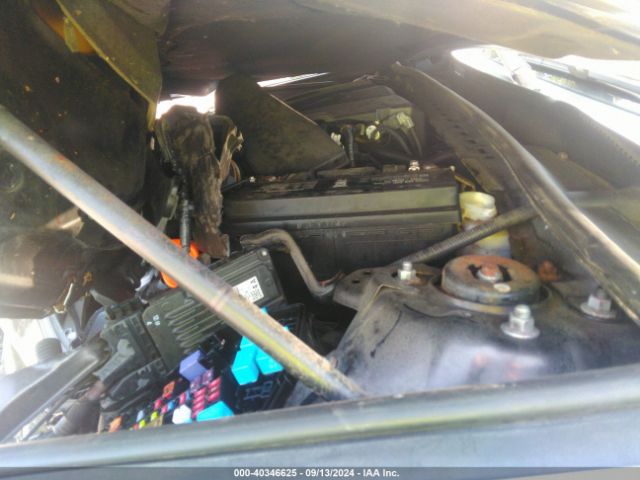 Photo 9 VIN: 4T1B11HKXJU054333 - TOYOTA CAMRY 