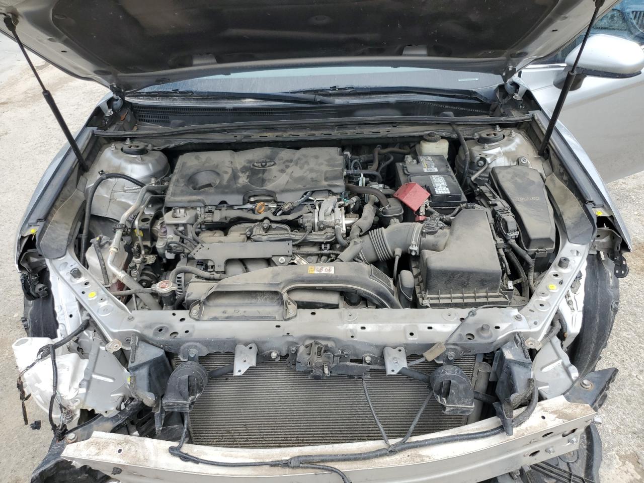 Photo 10 VIN: 4T1B11HKXJU057104 - TOYOTA CAMRY 