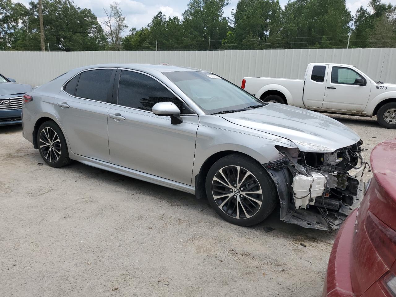 Photo 3 VIN: 4T1B11HKXJU057104 - TOYOTA CAMRY 