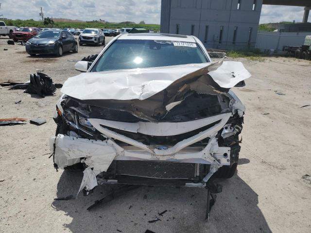 Photo 4 VIN: 4T1B11HKXJU063839 - TOYOTA CAMRY L 