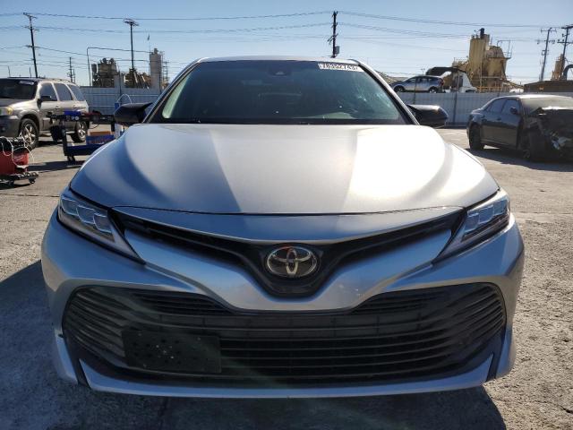 Photo 4 VIN: 4T1B11HKXJU064800 - TOYOTA CAMRY 