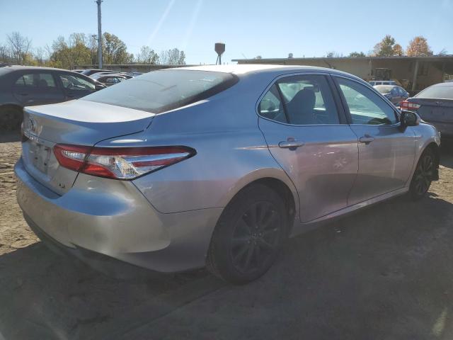 Photo 2 VIN: 4T1B11HKXJU076879 - TOYOTA CAMRY L 