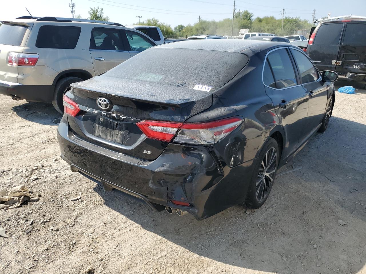 Photo 2 VIN: 4T1B11HKXJU078311 - TOYOTA CAMRY 