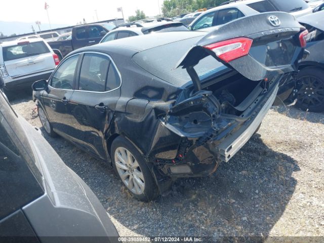 Photo 2 VIN: 4T1B11HKXJU093178 - TOYOTA CAMRY 