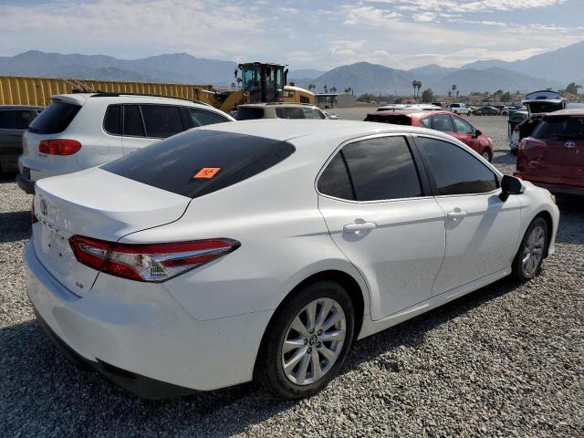 Photo 2 VIN: 4T1B11HKXJU095674 - TOYOTA CAMRY L 