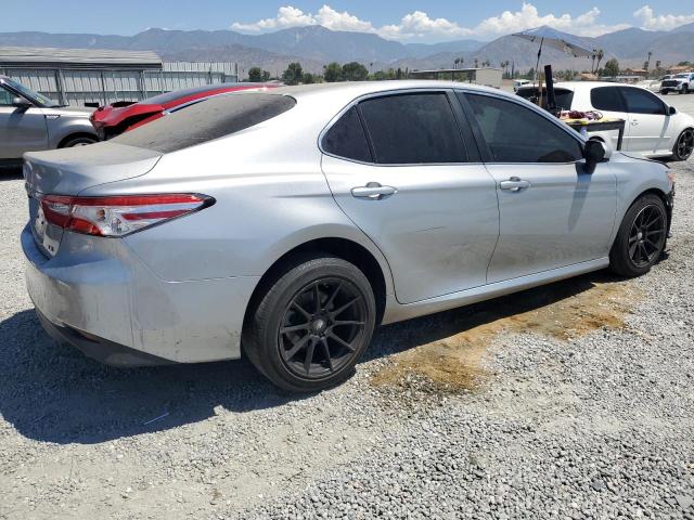 Photo 2 VIN: 4T1B11HKXJU096078 - TOYOTA CAMRY L 