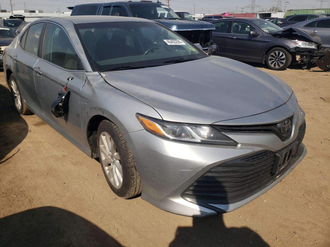 Photo 3 VIN: 4T1B11HKXJU105670 - TOYOTA CAMRY 