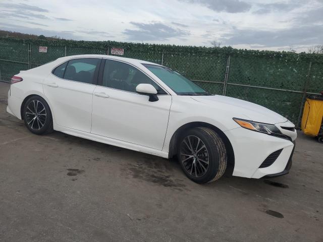 Photo 3 VIN: 4T1B11HKXJU108990 - TOYOTA CAMRY 