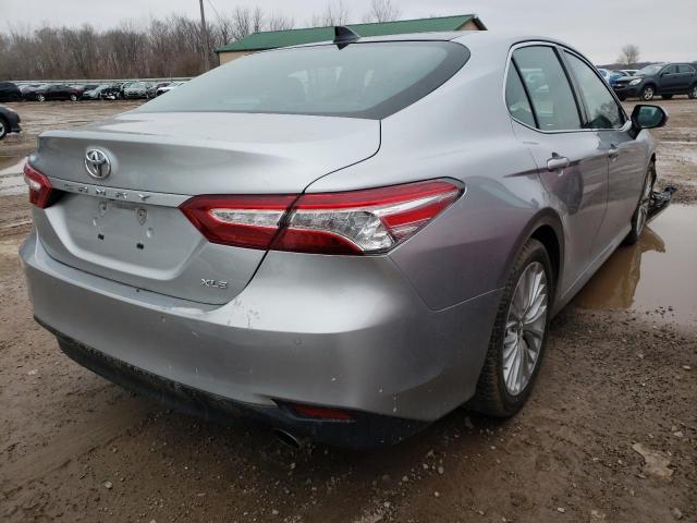 Photo 2 VIN: 4T1B11HKXJU112019 - TOYOTA CAMRY L 