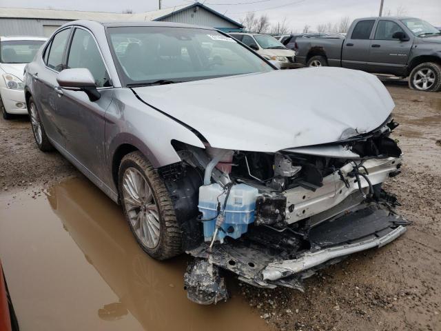 Photo 3 VIN: 4T1B11HKXJU112019 - TOYOTA CAMRY L 