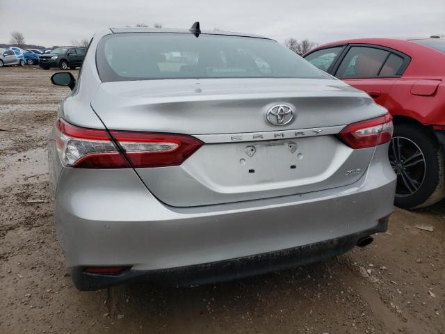 Photo 5 VIN: 4T1B11HKXJU112019 - TOYOTA CAMRY L 