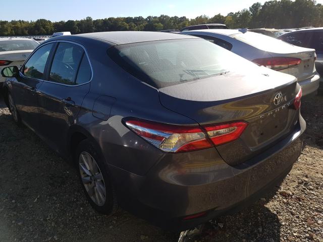 Photo 2 VIN: 4T1B11HKXJU131427 - TOYOTA CAMRY L 