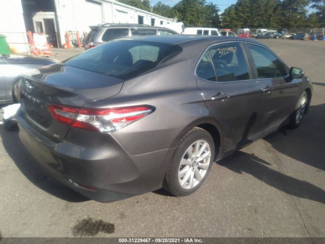 Photo 3 VIN: 4T1B11HKXJU138233 - TOYOTA CAMRY 