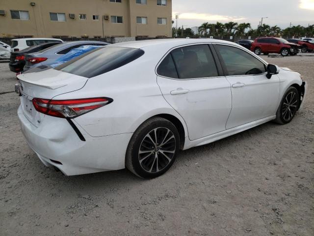 Photo 2 VIN: 4T1B11HKXJU153766 - TOYOTA CAMRY L 