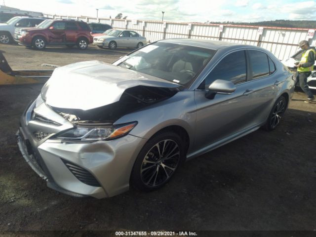 Photo 1 VIN: 4T1B11HKXJU156053 - TOYOTA CAMRY 