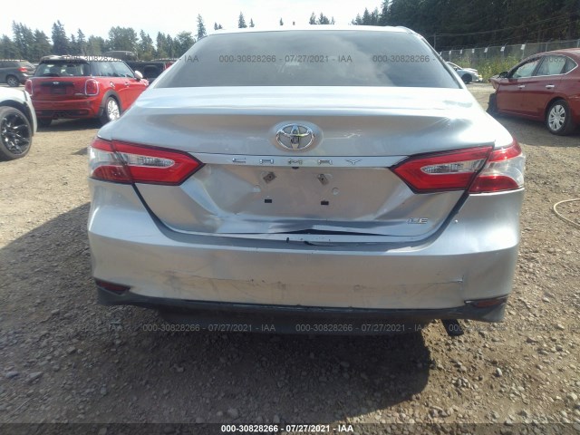 Photo 5 VIN: 4T1B11HKXJU509942 - TOYOTA CAMRY 