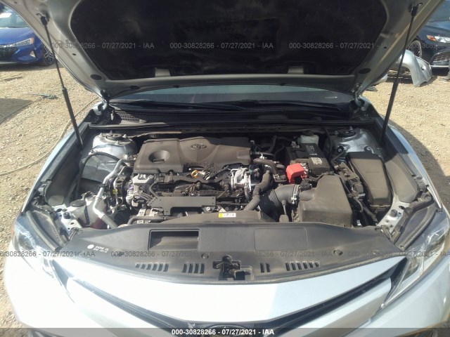 Photo 9 VIN: 4T1B11HKXJU509942 - TOYOTA CAMRY 