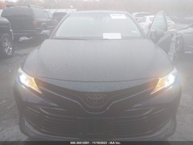 Photo 5 VIN: 4T1B11HKXJU510296 - TOYOTA CAMRY 