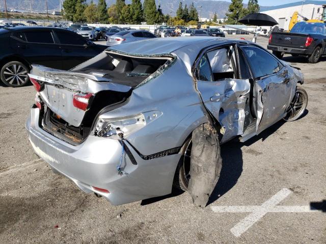 Photo 2 VIN: 4T1B11HKXJU547428 - TOYOTA CAMRY L 