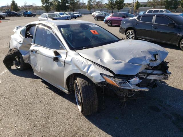 Photo 3 VIN: 4T1B11HKXJU547428 - TOYOTA CAMRY L 