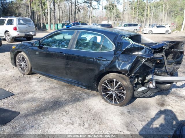 Photo 2 VIN: 4T1B11HKXJU550748 - TOYOTA CAMRY 