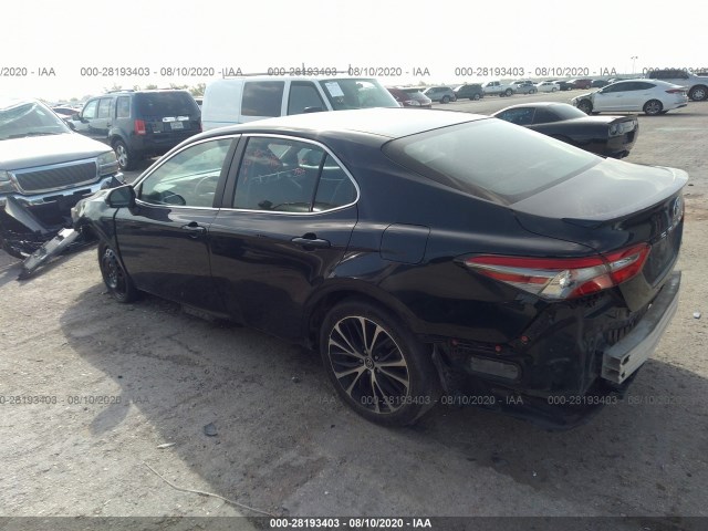 Photo 2 VIN: 4T1B11HKXJU567582 - TOYOTA CAMRY 