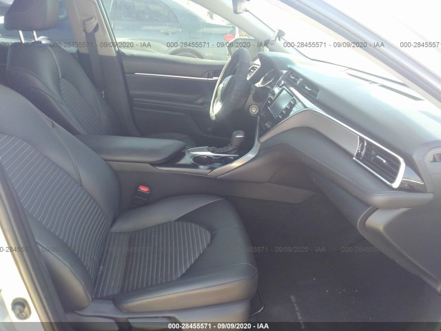 Photo 4 VIN: 4T1B11HKXJU571163 - TOYOTA CAMRY 