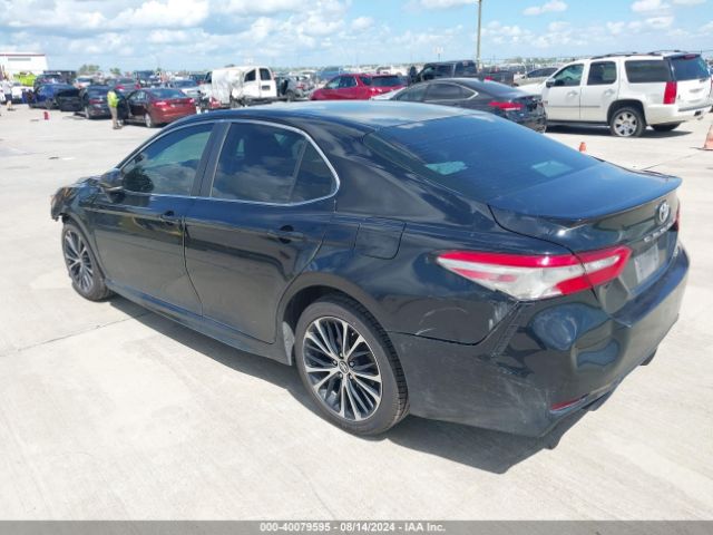 Photo 2 VIN: 4T1B11HKXJU575097 - TOYOTA CAMRY 