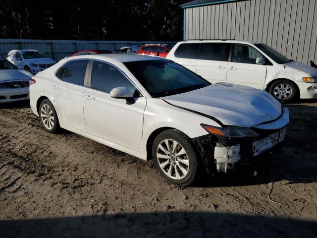 Photo 3 VIN: 4T1B11HKXJU581823 - TOYOTA CAMRY 