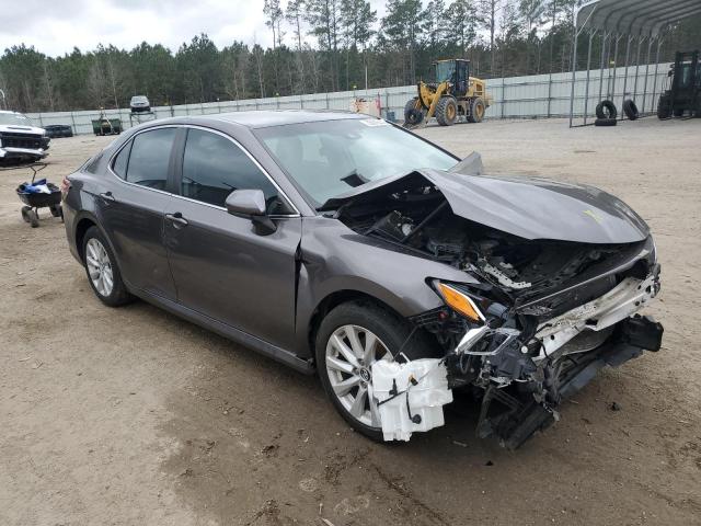 Photo 3 VIN: 4T1B11HKXJU583653 - TOYOTA CAMRY L 