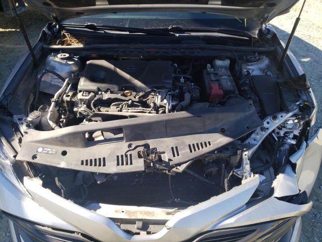 Photo 6 VIN: 4T1B11HKXJU587945 - TOYOTA CAMRY L 