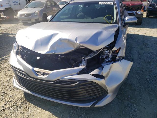 Photo 8 VIN: 4T1B11HKXJU587945 - TOYOTA CAMRY L 