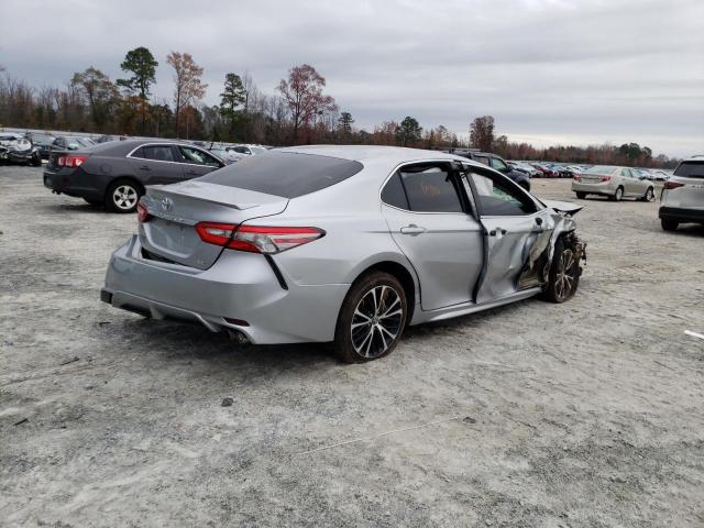 Photo 2 VIN: 4T1B11HKXJU595429 - TOYOTA CAMRY L 